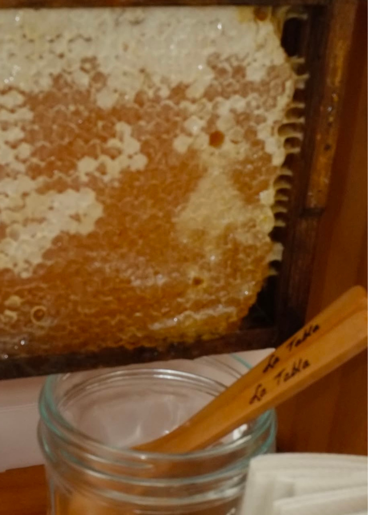 Fresh Honeycomb Carving Station (+Add-On)