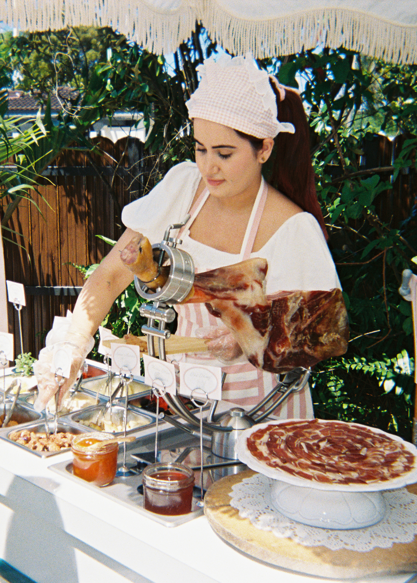 Fully-Serviced Charcuterie Cart Rental (2hrs)