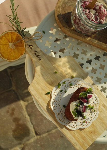 Fully-Serviced Charcuterie Cart Rental (2hrs)