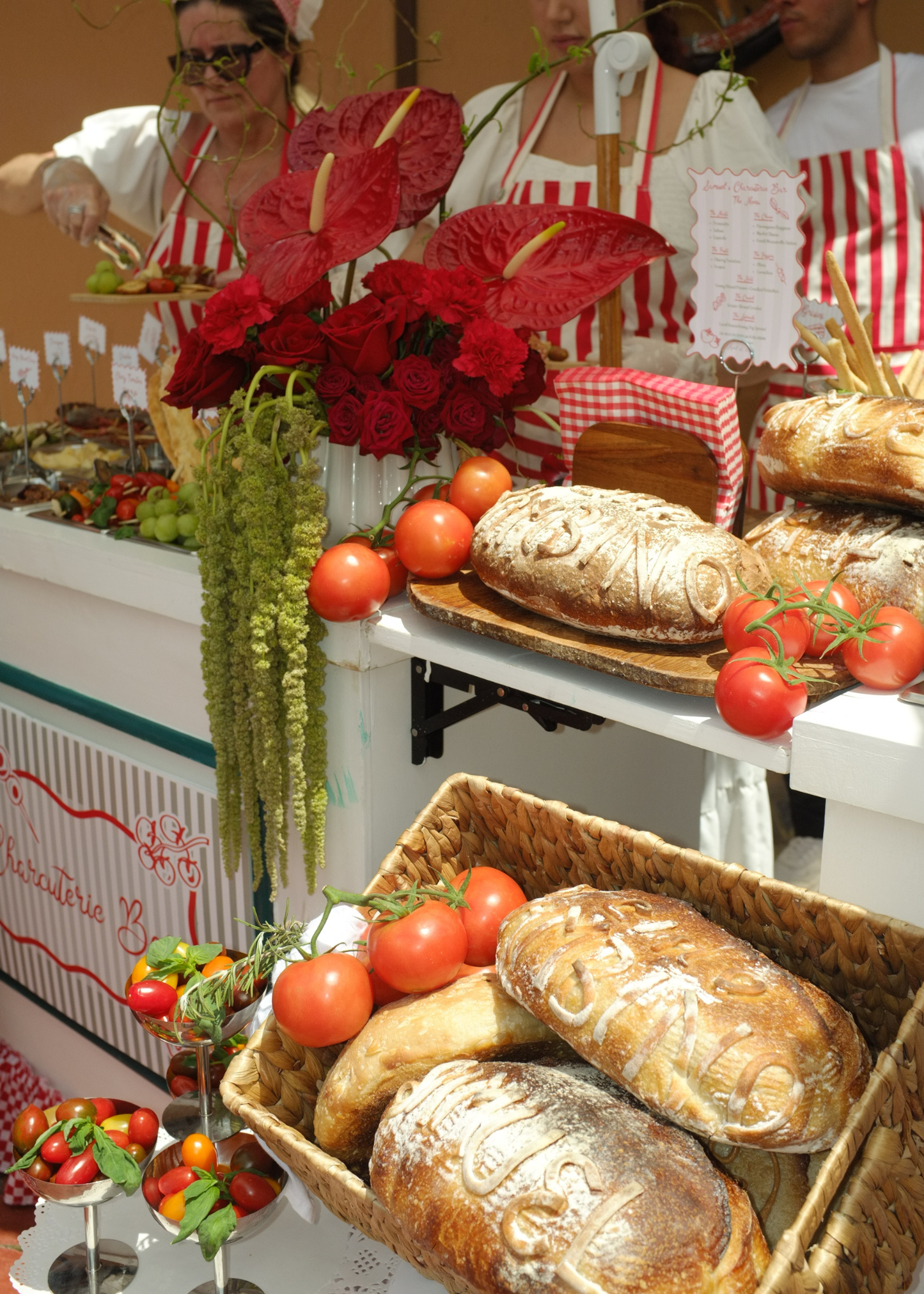 Fully-Serviced Charcuterie Cart Rental (2hrs)