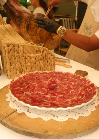 Fully-Serviced Charcuterie Cart Rental (2hrs)